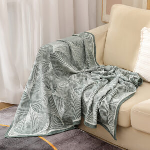 Green Luxurious Paisley Jacquard Throw Blanket - Soft Wool Blend With Tassels, 120X150Cm, Lightweight Sofa &Amp; Nap Blanket – Auz Sales Online Green Luxurious Paisley Jacquard Throw Blanket - Soft Wool Blend With Tassels, 120X150Cm, Lightweight Sofa &Amp; Nap Blanket - Image 3
