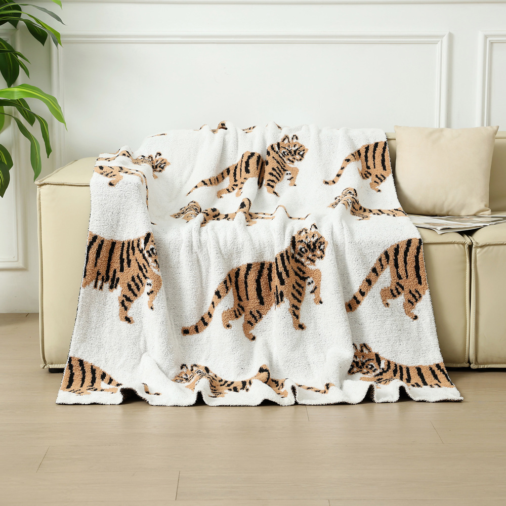 Tiger Pattern Knitted Sofa Blanket With Plush Side, 130 X 160 Cm, 950G, Ideal For Napping And Office Use – Auz Sales Online Tiger Pattern Knitted Sofa Blanket With Plush Side, 130 X 160 Cm, 950G, Ideal For Napping And Office Use - Image 3